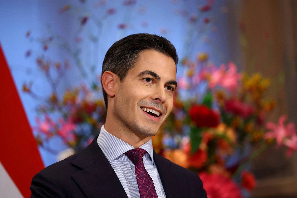 Primeiro-ministro da Holanda anuncia que será pai por meio de barriga solidária