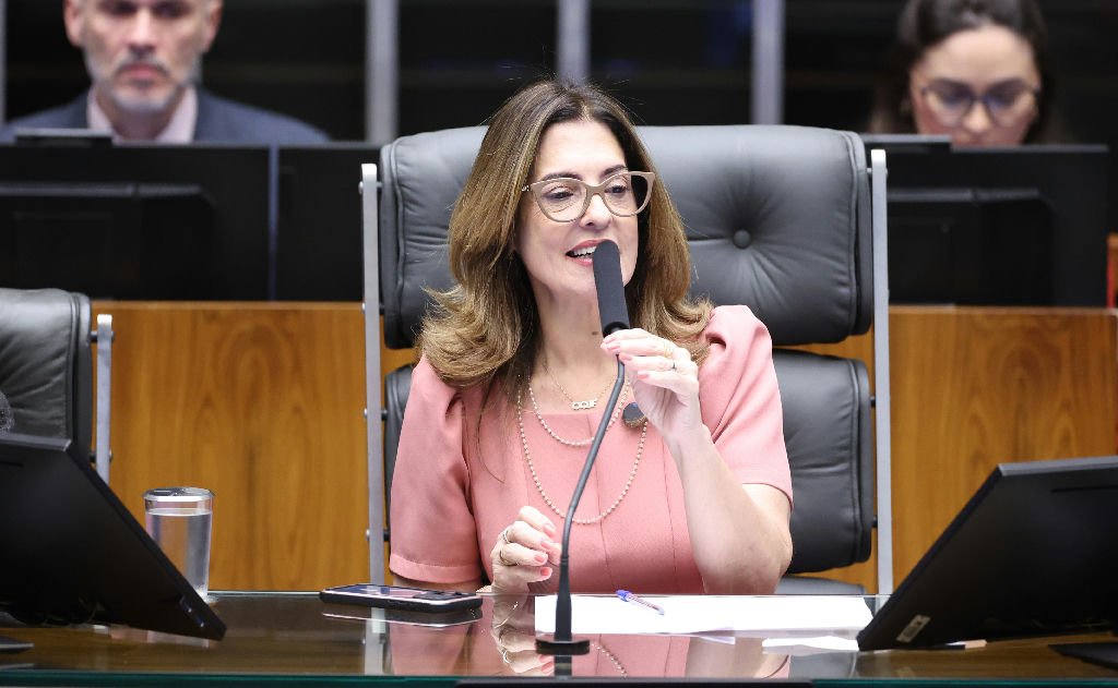 Projeto de lei busca integrar atendimento a crianças vítimas de violência sexual