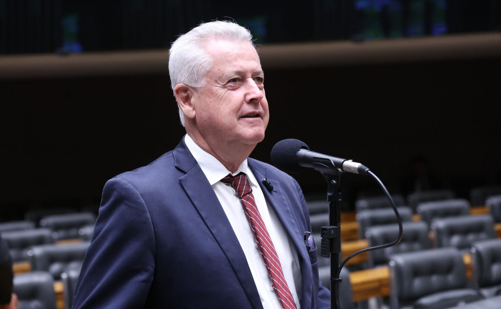 Projeto de lei exige divulgação de relatórios sobre parcerias com o poder público