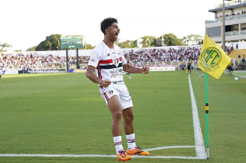 São Paulo empata com Mirassol e continua sem vencer fora de casa