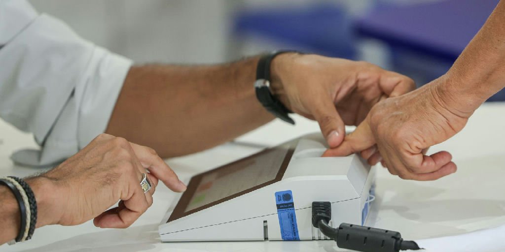 Segundo turno das eleições será em 25 de outubro de 2026