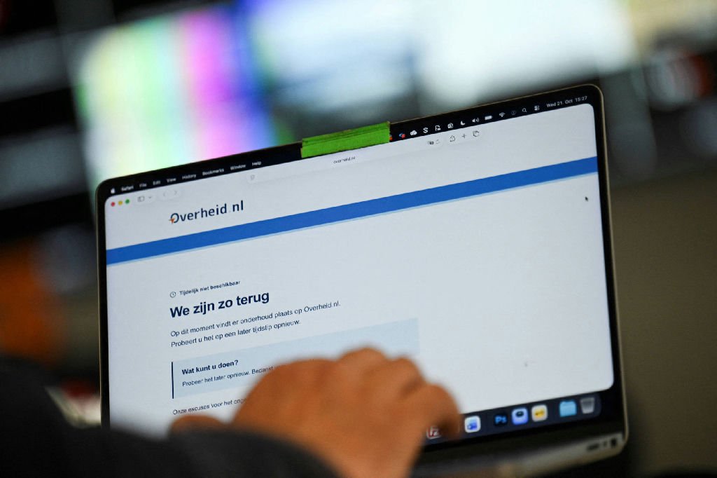 Sites de governos de vários países ficam fora do ar após falha crítica em PHP