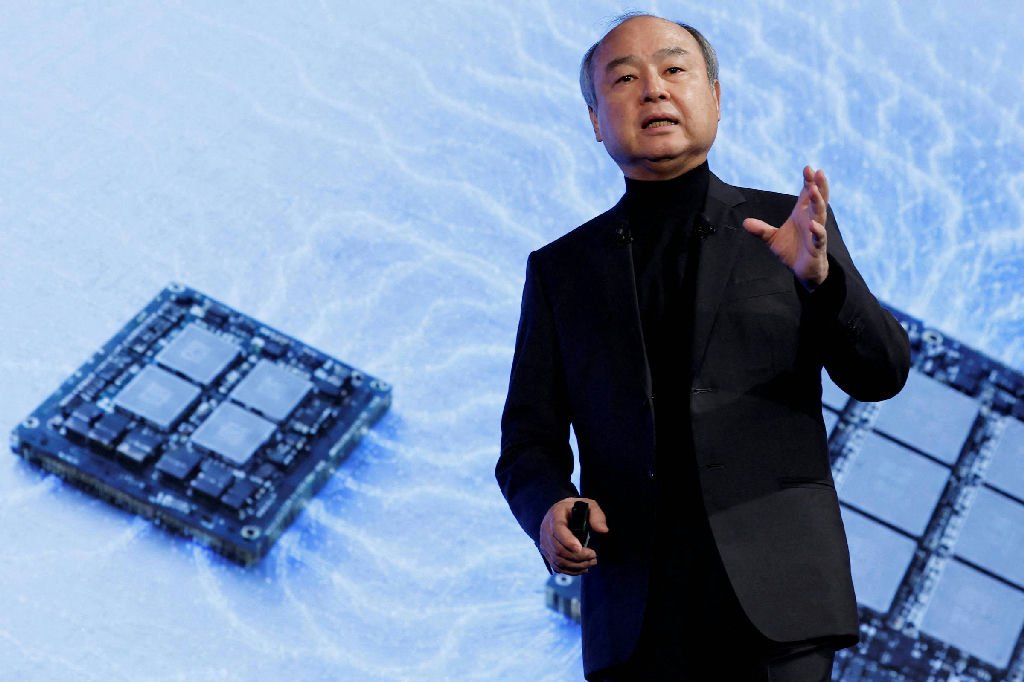 Softbank planeja captar US$ 100 bilhões no Oriente Médio para investir em inteligência artificial