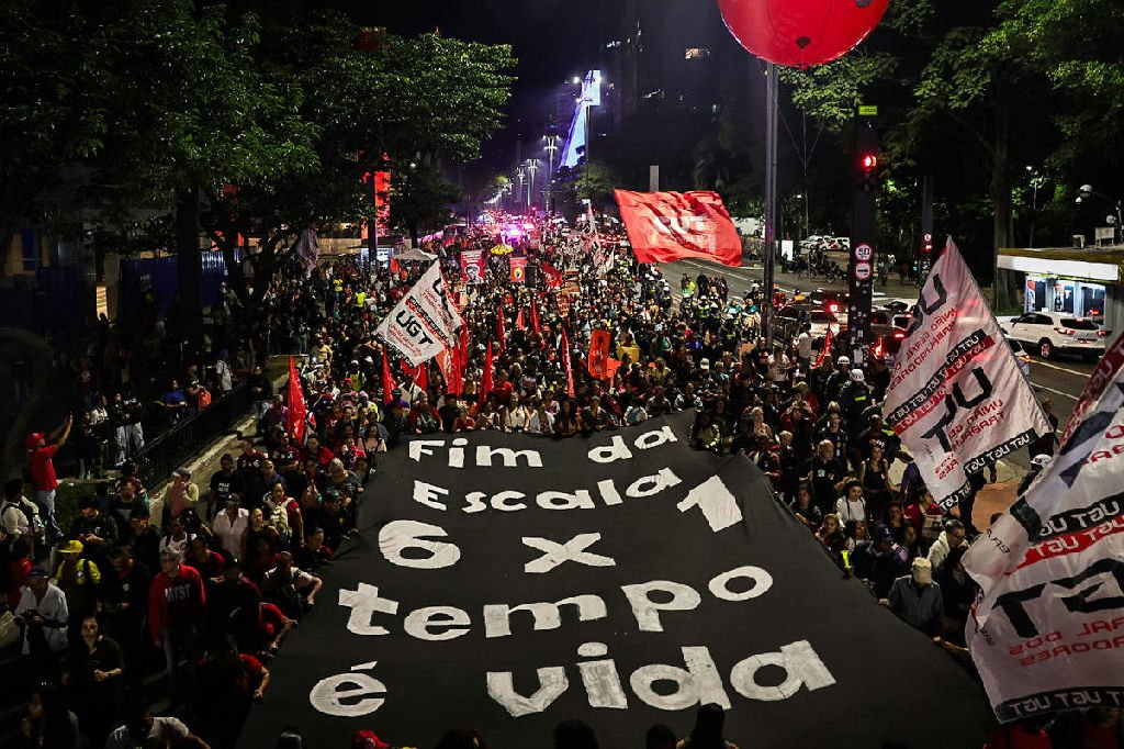 Trabalhadores comemoram fim da escala 6x1 e esperam aumento de produtividade