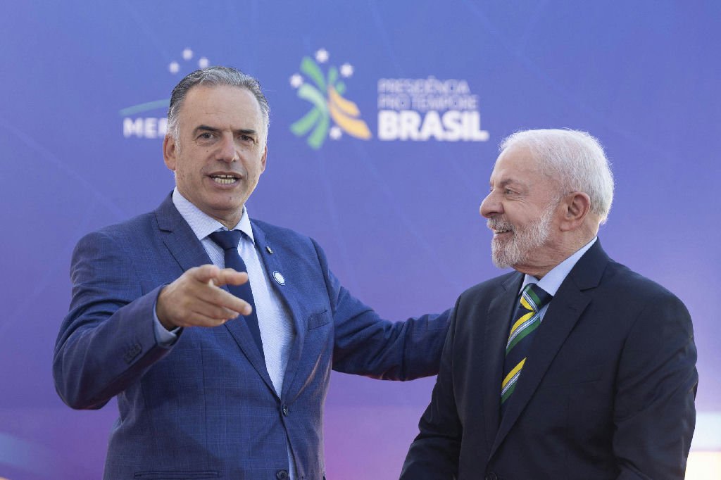 Uruguai se preocupa com isolamento político após eleições no Brasil