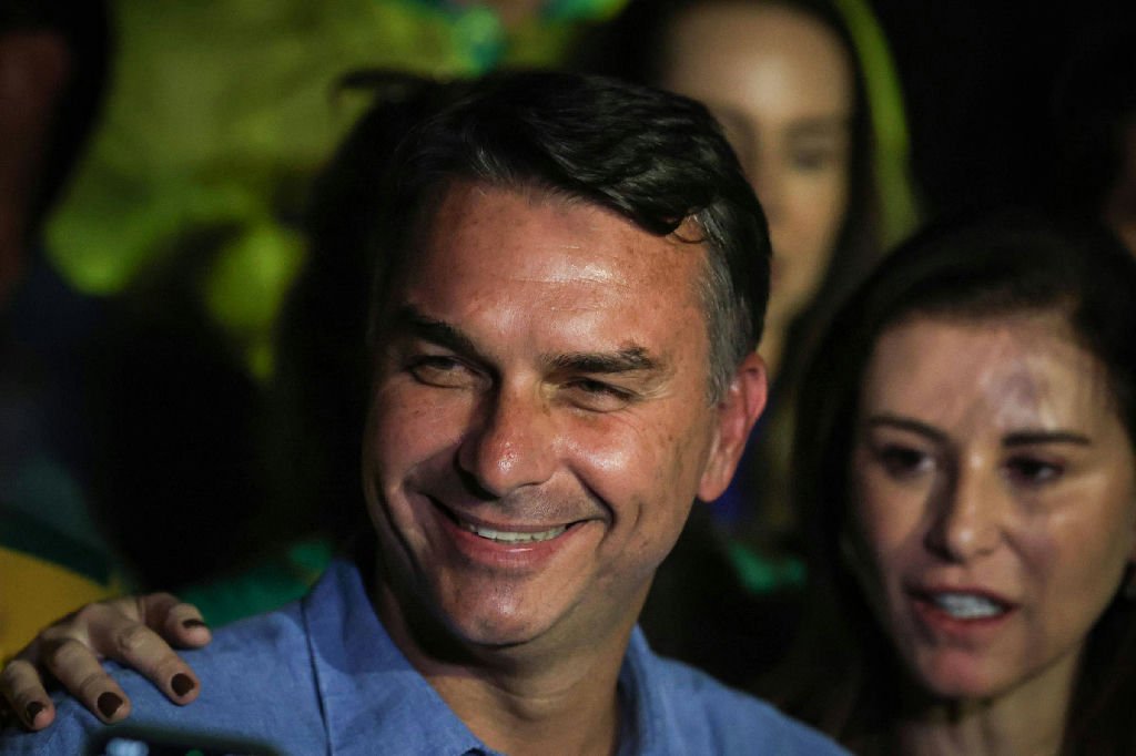 Vitória de Flávio Bolsonaro pode comprometer o futuro do cinema brasileiro, aponta Variety