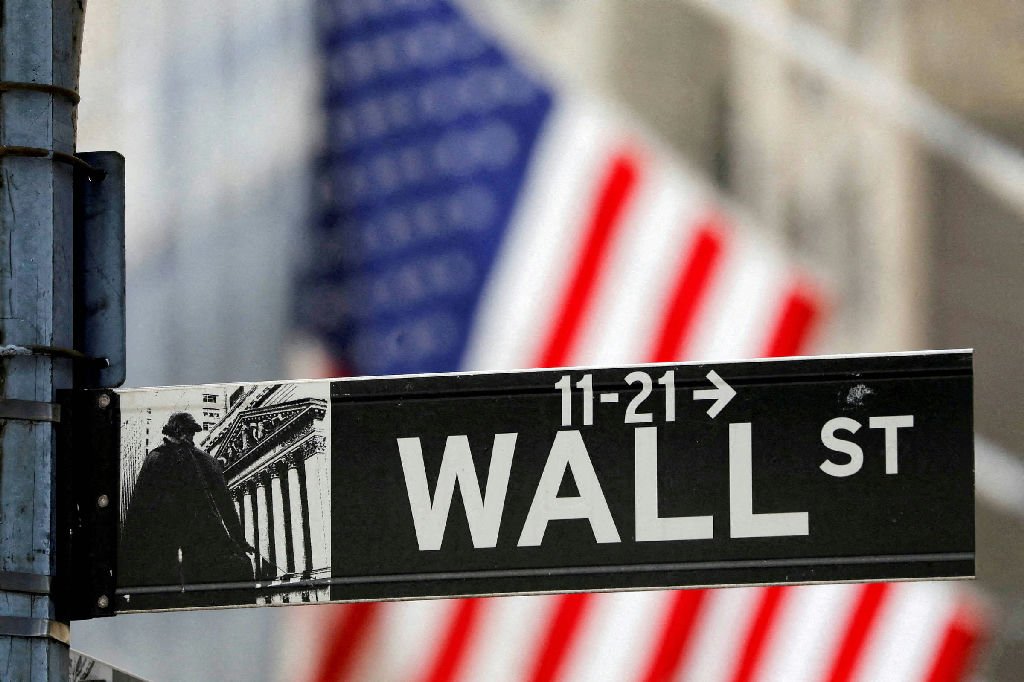 Wall Street enfrenta desaceleração nos negócios em meio a turbulências de mercado